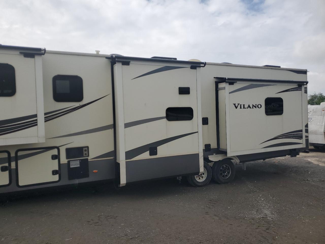 Lot #3270020033 2020 VANLEIGHRV VILANO
