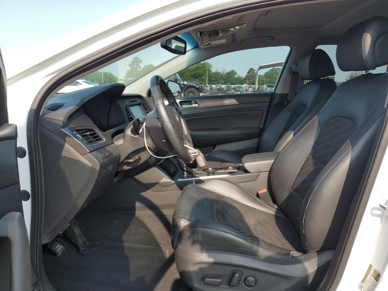 HYUNDAI SONATA SPORT