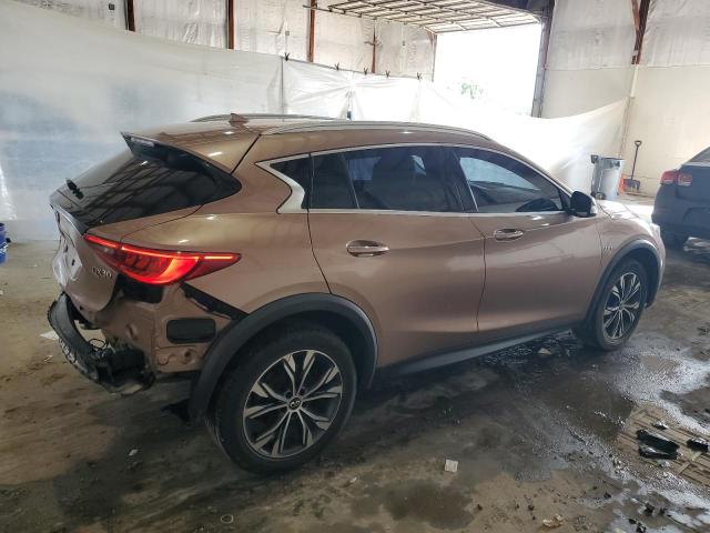 2017 INFINITI QX30 BASE SJKCH5CR3HA032635