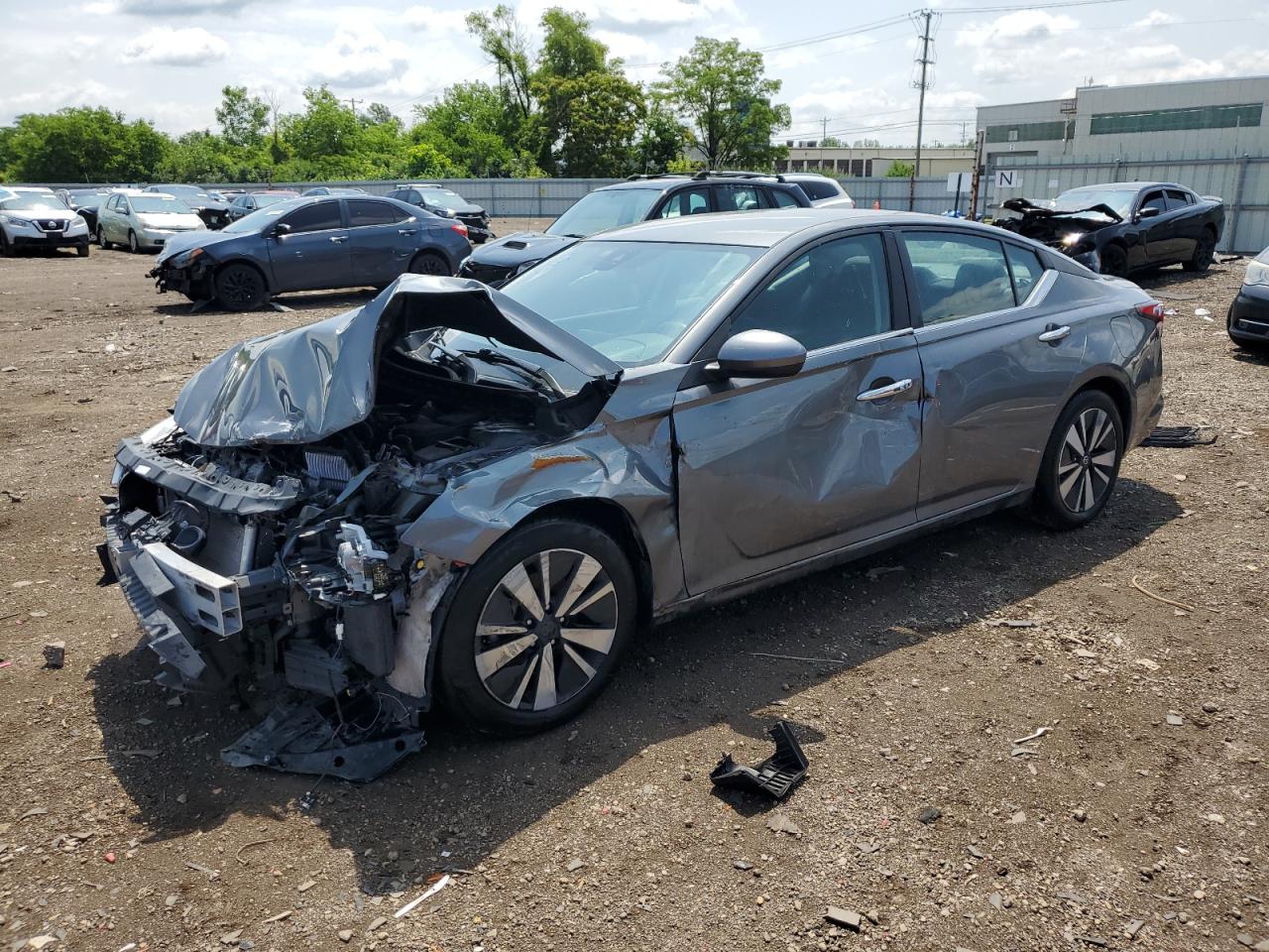 NISSAN ALTIMA SV