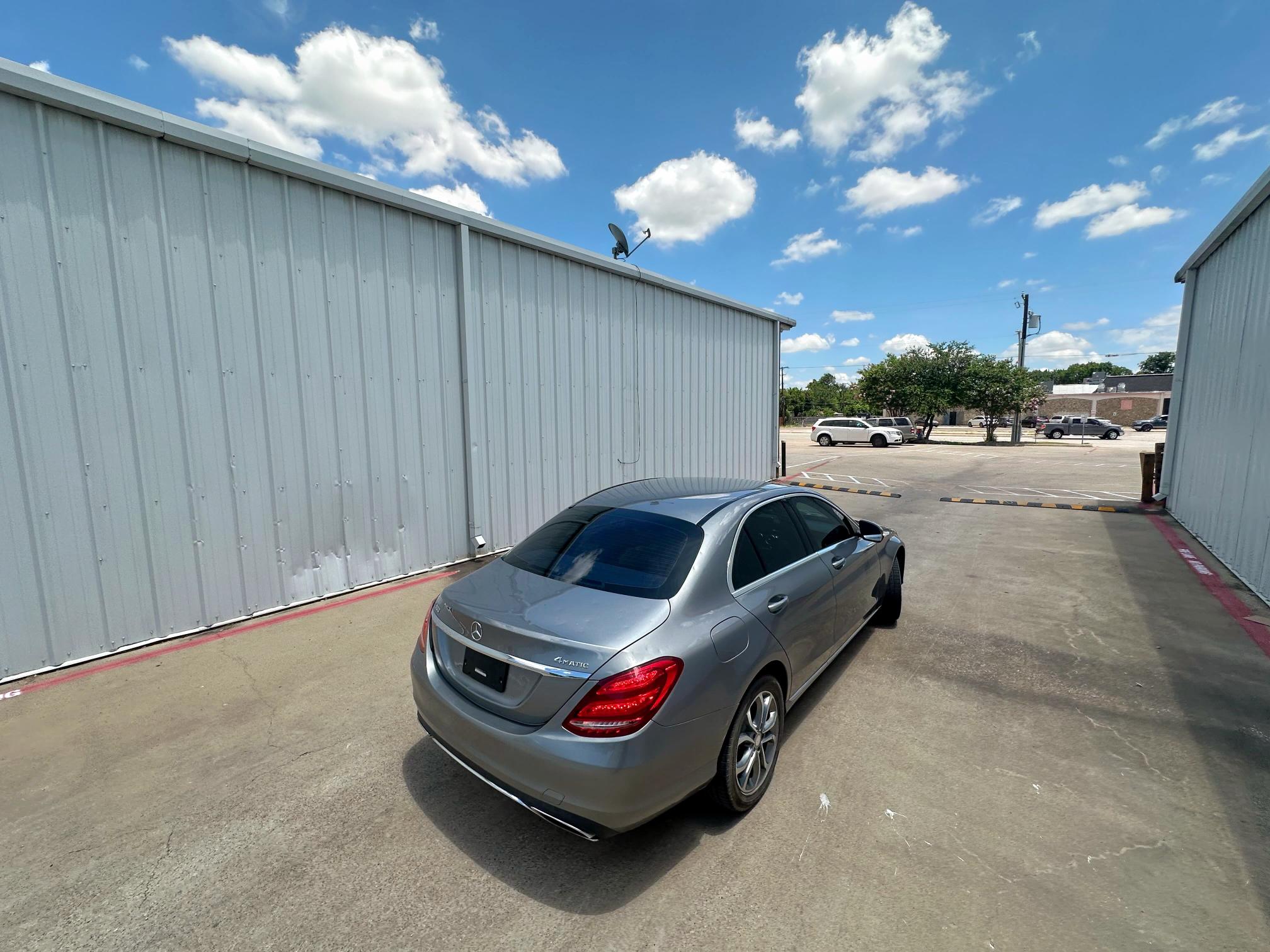 Vin: 55swf4kb0fu074218, lot: 63150245, mercedes-benz c-class 300 4matic 20154