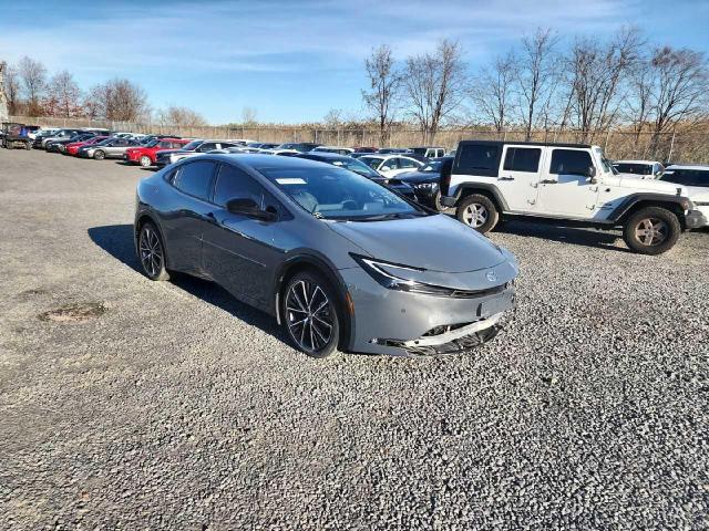 Vin: jtdadabu6r3012177, lot: 62894455, toyota prius le 20243