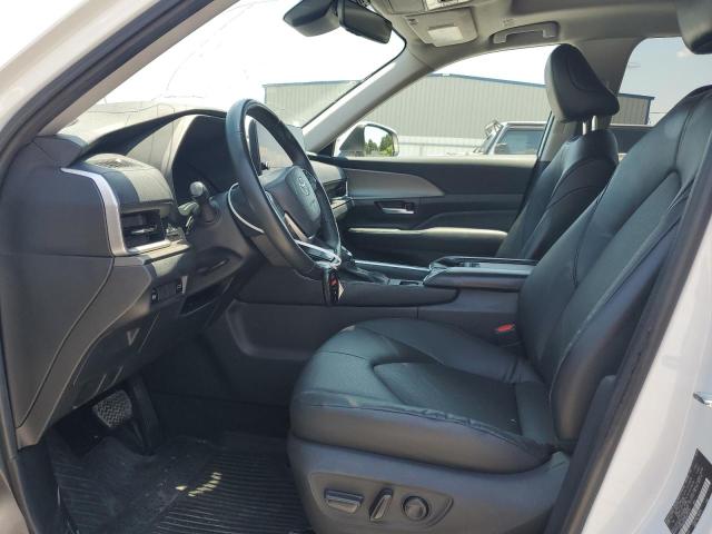 2024 TOYOTA GRAND HIGH 5TDAAAA5XRS014774