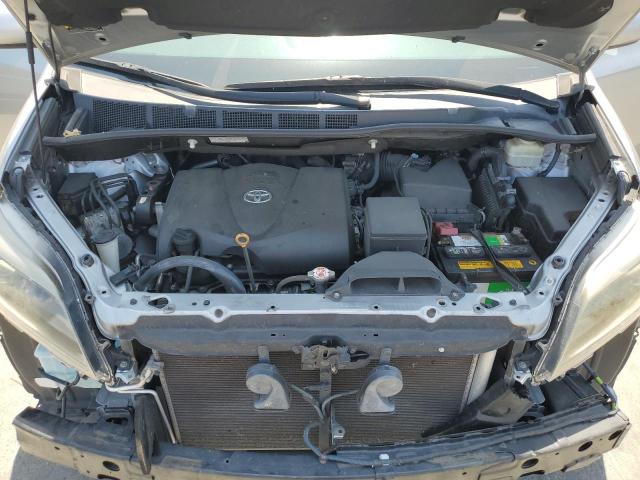 2017 TOYOTA SIENNA SE 5TDXZ3DC7HS833152