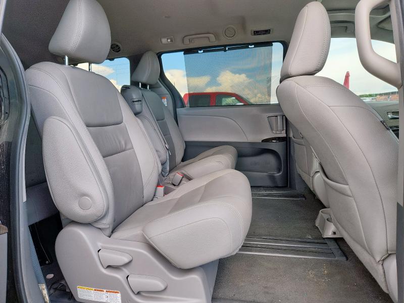 2019 TOYOTA SIENNA XLE 5TDYZ3DCXKS016057