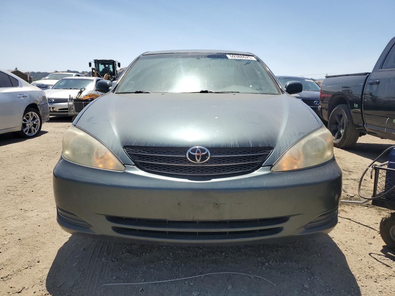 Toyota Camry le 2003