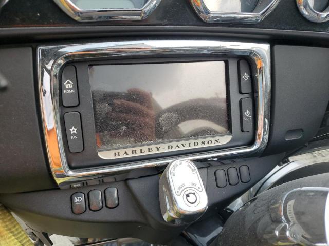 2015 HARLEY-DAVIDSON FLHTCUTG TRI GLIDE ULTRA 1HD1MAL19FB852958