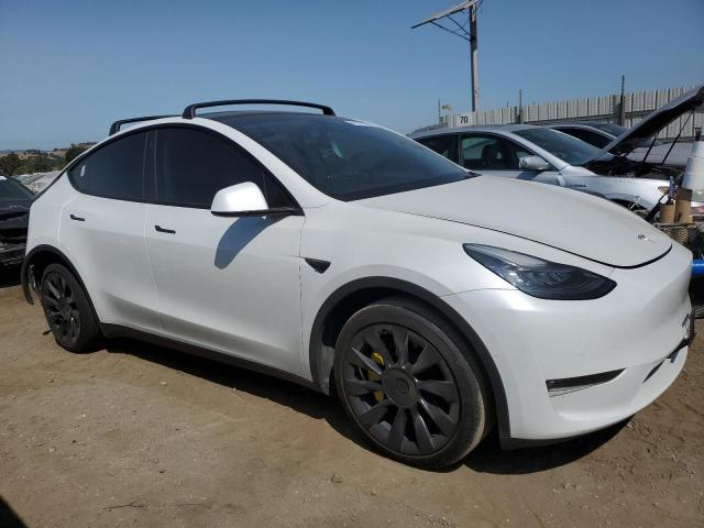 2021 TESLA MODEL Y - 5YJYGDEE4MF152686