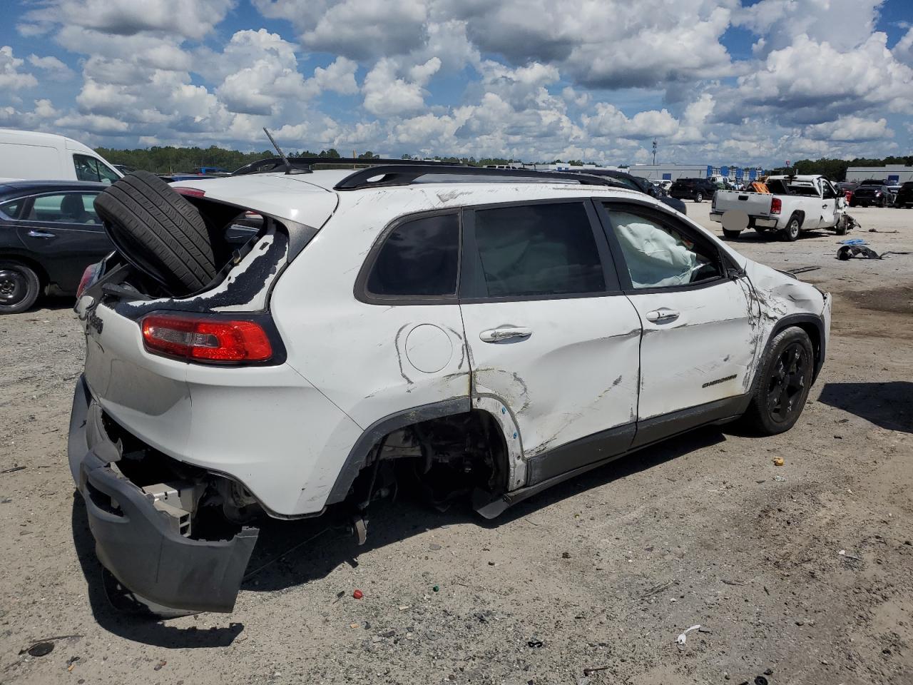 JEEP GRAND CHEROKEE LATITUDE