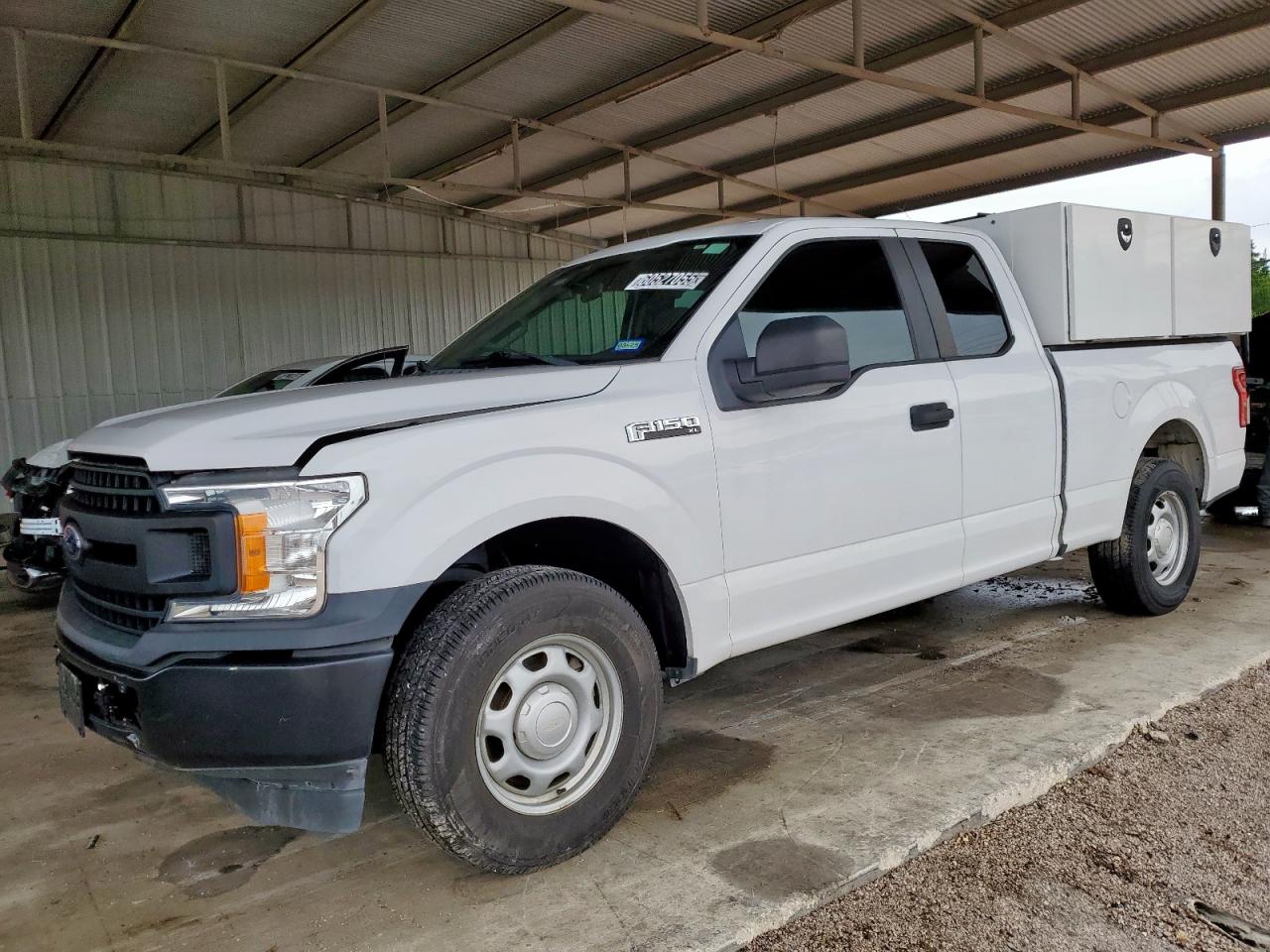 FORD F-150 SUPER CAB