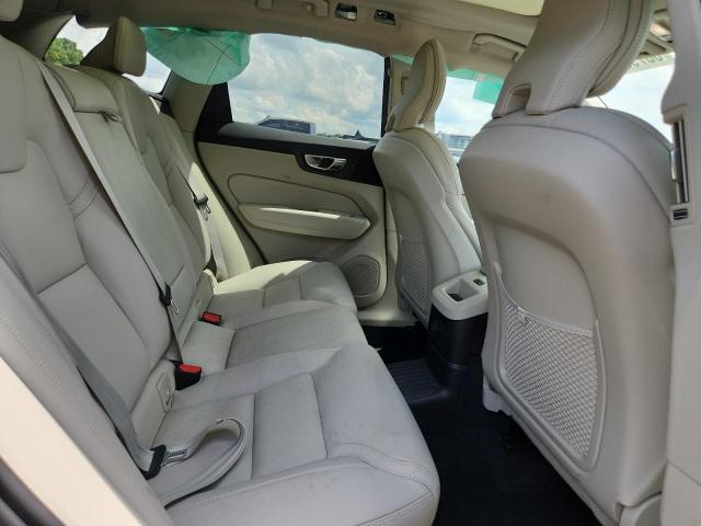 2022 VOLVO XC60 T8 RE - YV4H60DLXN1050120