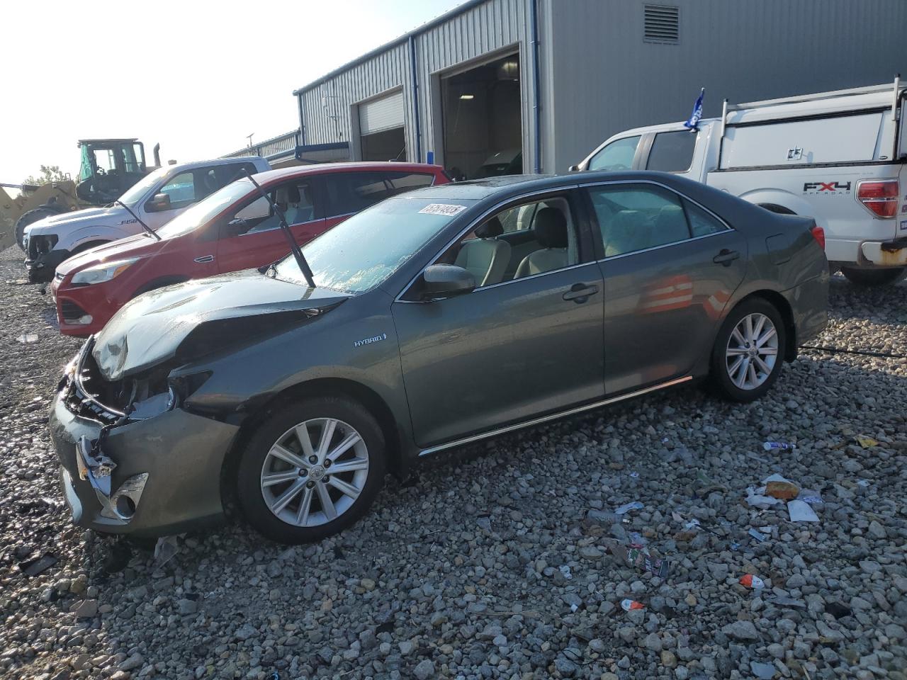 TOYOTA CAMRY HYBRID