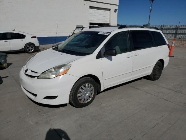TOYOTA SIENNA CE