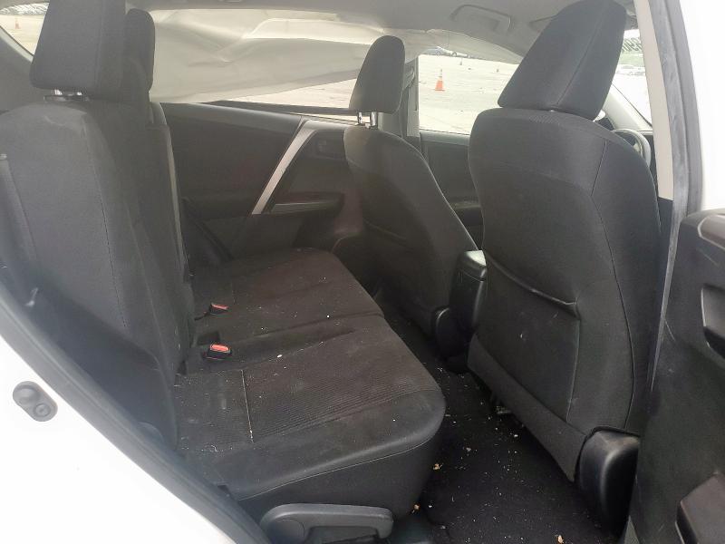 2017 TOYOTA RAV4 LE - JTMZFREV5HJ135091