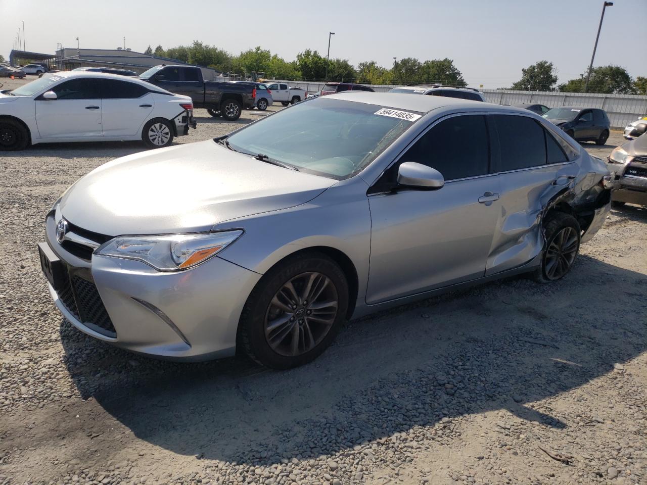 Toyota Camry le 2016