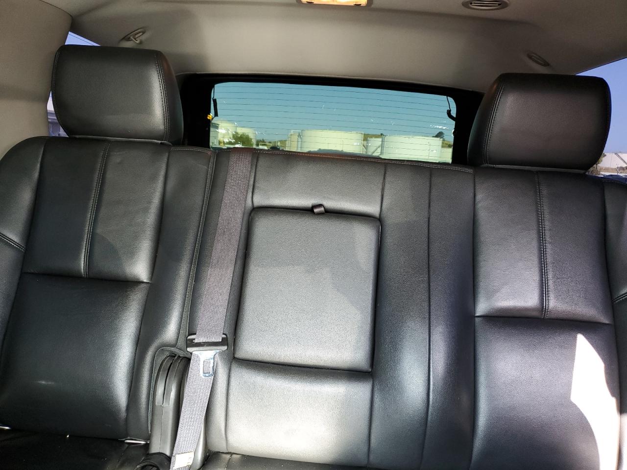 CHEVROLET TAHOE C1500 LT