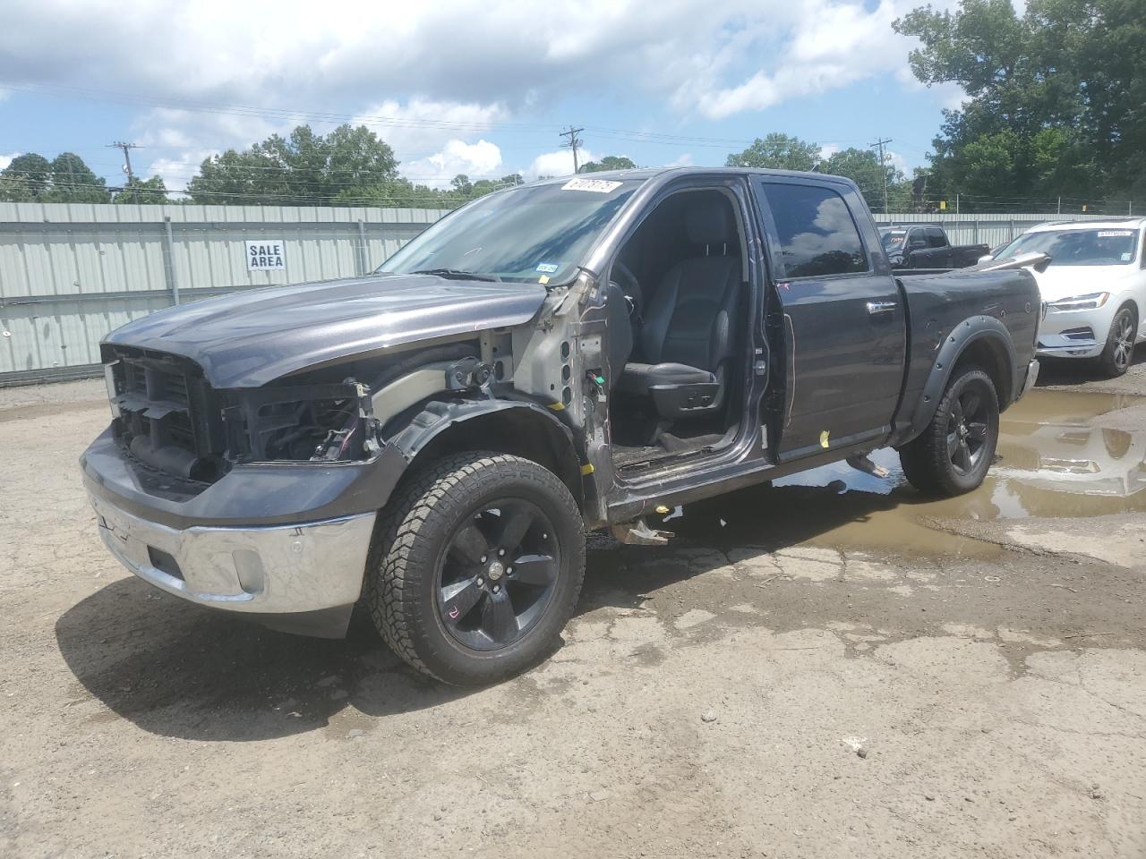 RAM 1500 SLT