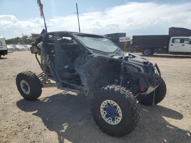 CAN-AM MAVERICK X