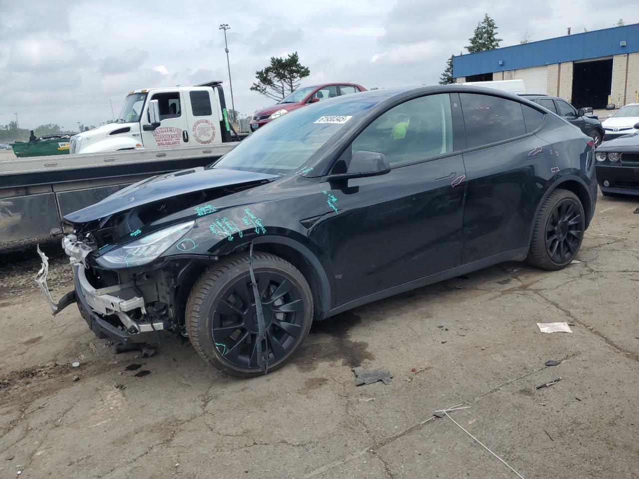 TESLA MODEL Y