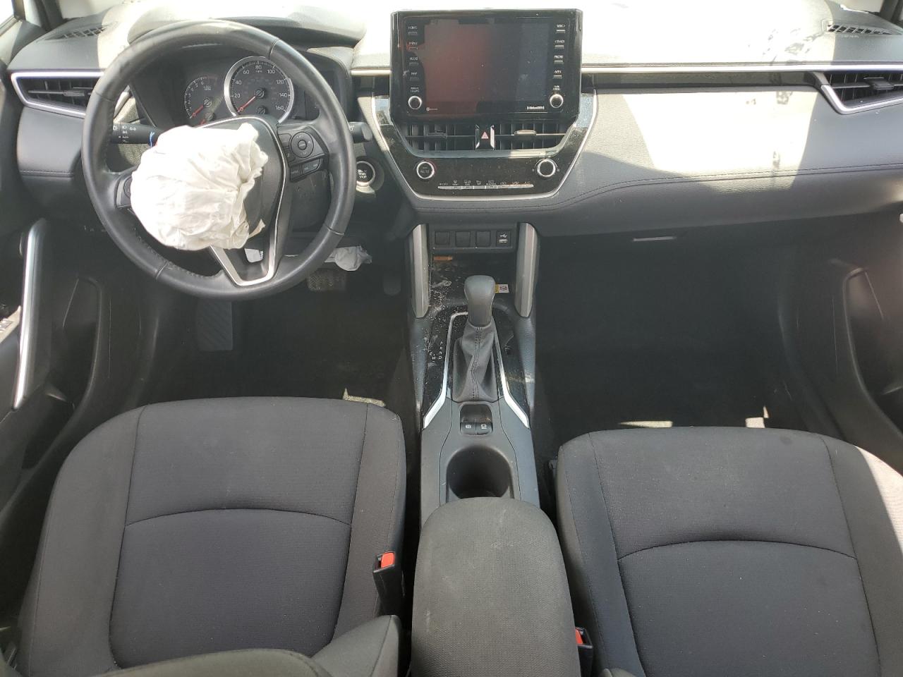 TOYOTA COROLLA CROSS LE