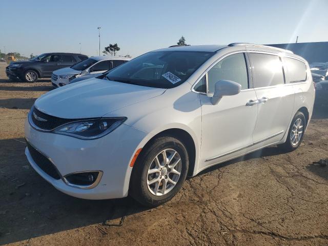 Vin: 2c4rc1bg6lr115677, lot: 61946205, chrysler pacifica touring l 2020 img_1