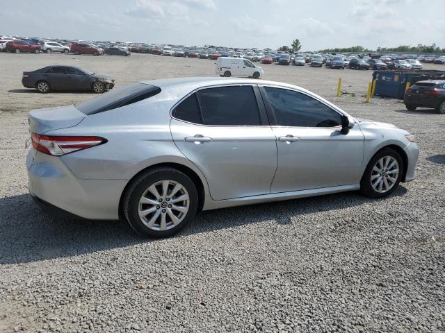 2018 TOYOTA CAMRY L 4T1B11HK2JU502547