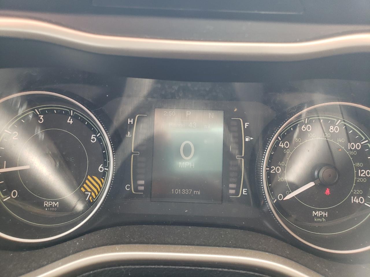 JEEP GRAND CHEROKEE LATITUDE