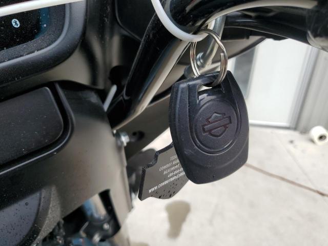 2024 HARLEY-DAVIDSON FLHX 1HD1KB718RB628512