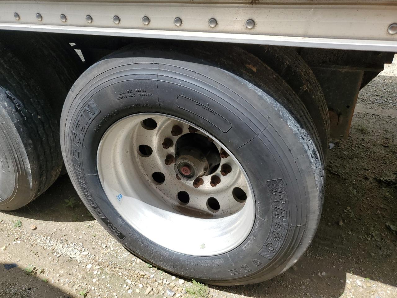 Lot #3225705826 2024 WILSON HOPPER