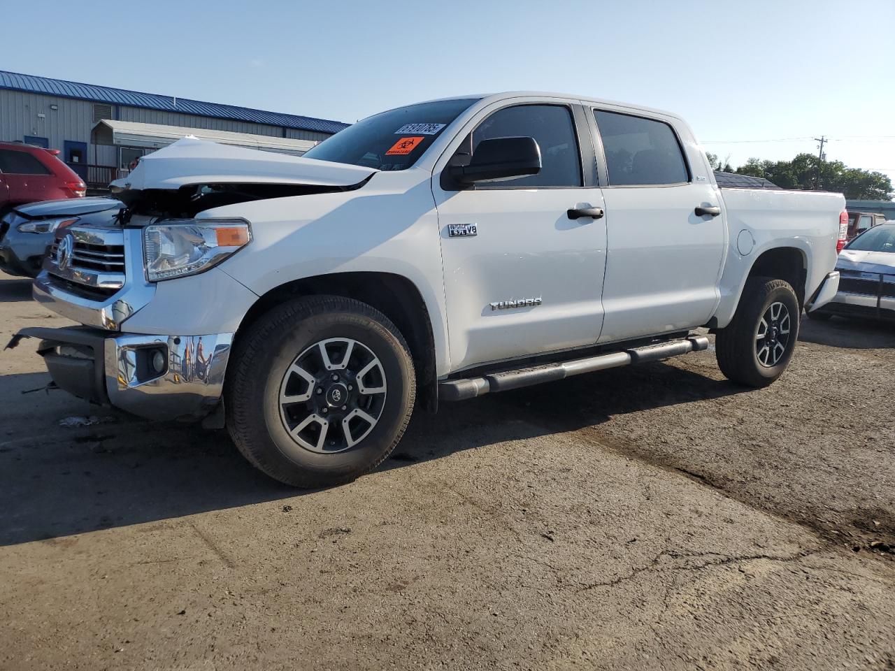 TOYOTA TUNDRA CREWMAX SR5