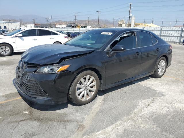 Vin: 4t1b11hk5ju561513, lot: 62120645, toyota camry l 2018 img_1