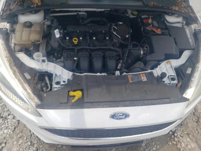 2015 FORD FOCUS SE 1FADP3F21FL250352