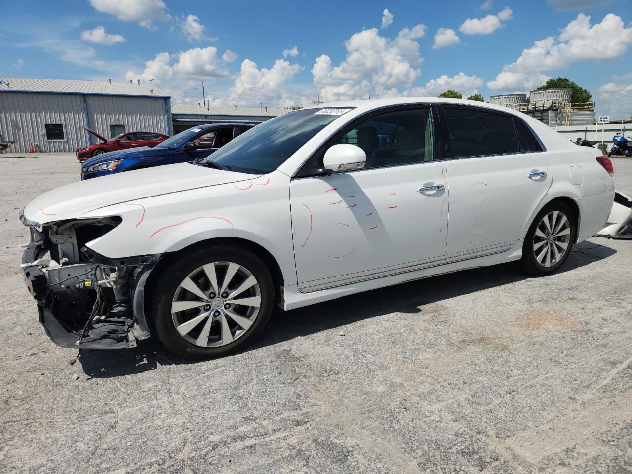 TOYOTA AVALON BASE