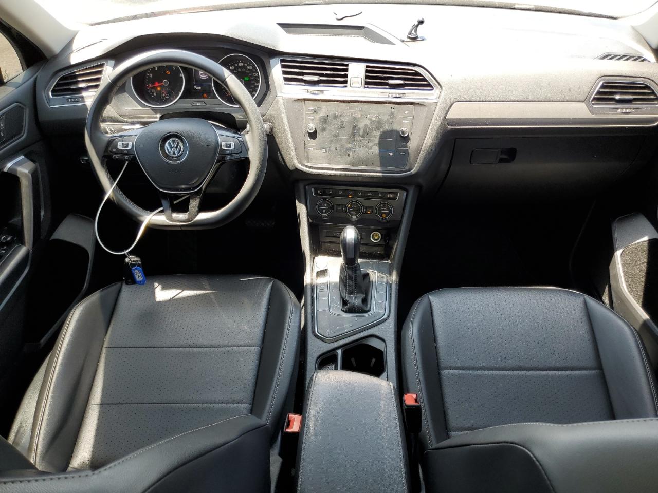 VOLKSWAGEN TIGUAN SE