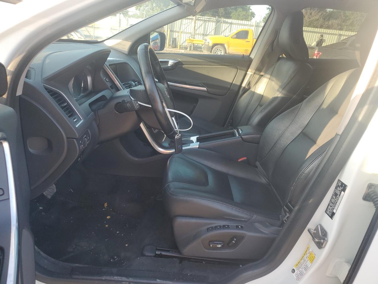 VOLVO XC60 T5 PREMIER