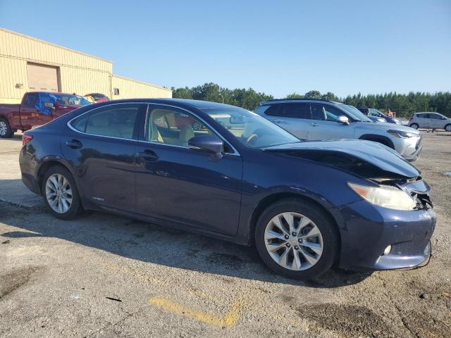 Vin: jthbw1gg4f2077661, lot: 59465475, lexus es300 300h 20154
