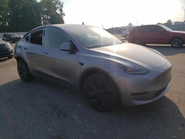 2024 TESLA MODEL Y 7SAYGDEE5RA311240