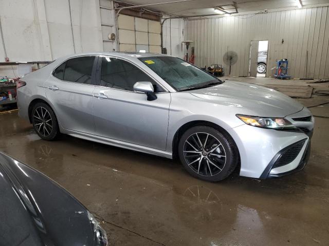 Vin: 4t1g11bk6mu031795, lot: 60631165, toyota camry se 20214