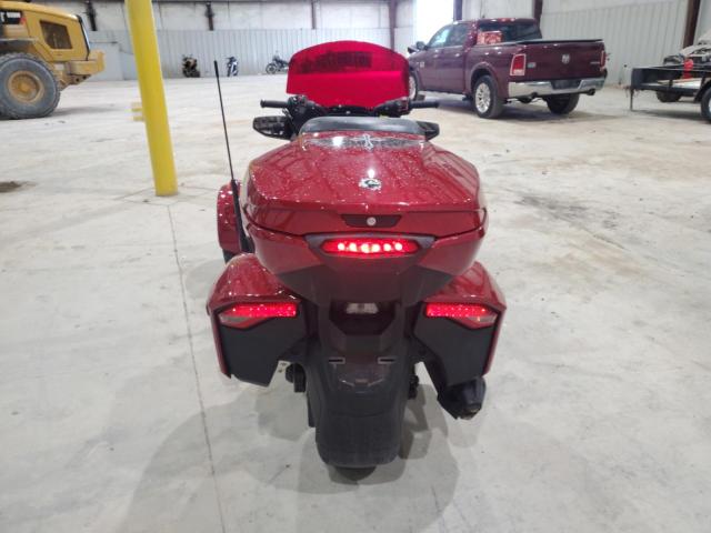 2018 CAN-AM SPYDER ROA 2BXREDD25JV002742