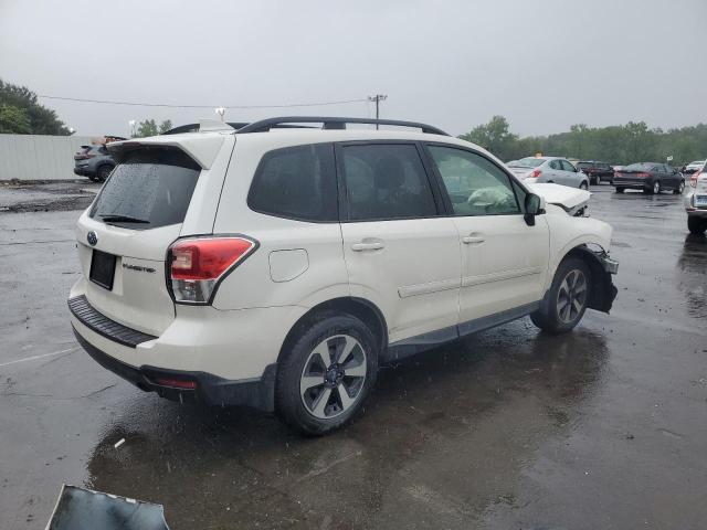 Vin: jf2sjagc6jh483090, lot: 60042685, subaru forester 2.5i premium 20183