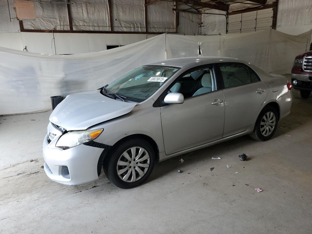 TOYOTA COROLLA BASE