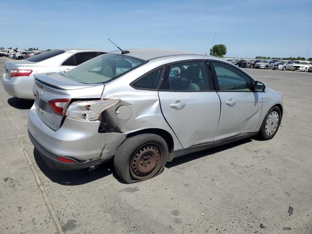 Vin: 1fahp3f29cl321651, lot: 61126985, ford focus se 20123