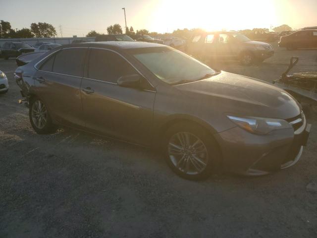 Vin: 4t1bf1fk2hu386572, lot: 60453915, toyota camry le 20174