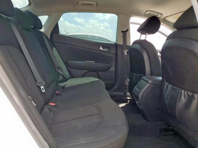 2016 KIA OPTIMA LX - 5XXGT4L38GG028737