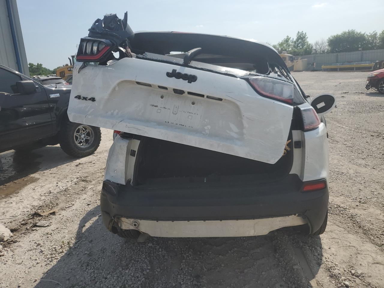 JEEP GRAND CHEROKEE LATITUDE PLUS