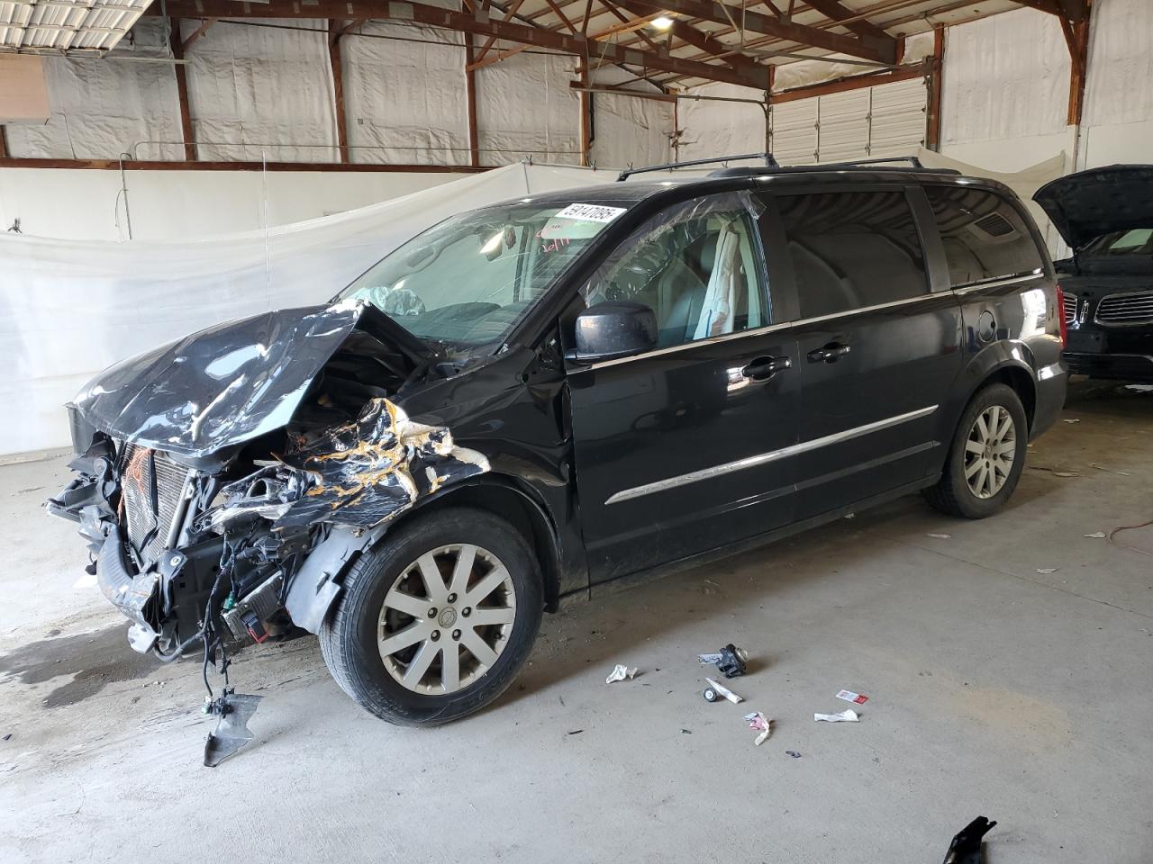 CHRYSLER TOWN & COUNTRY TOURING