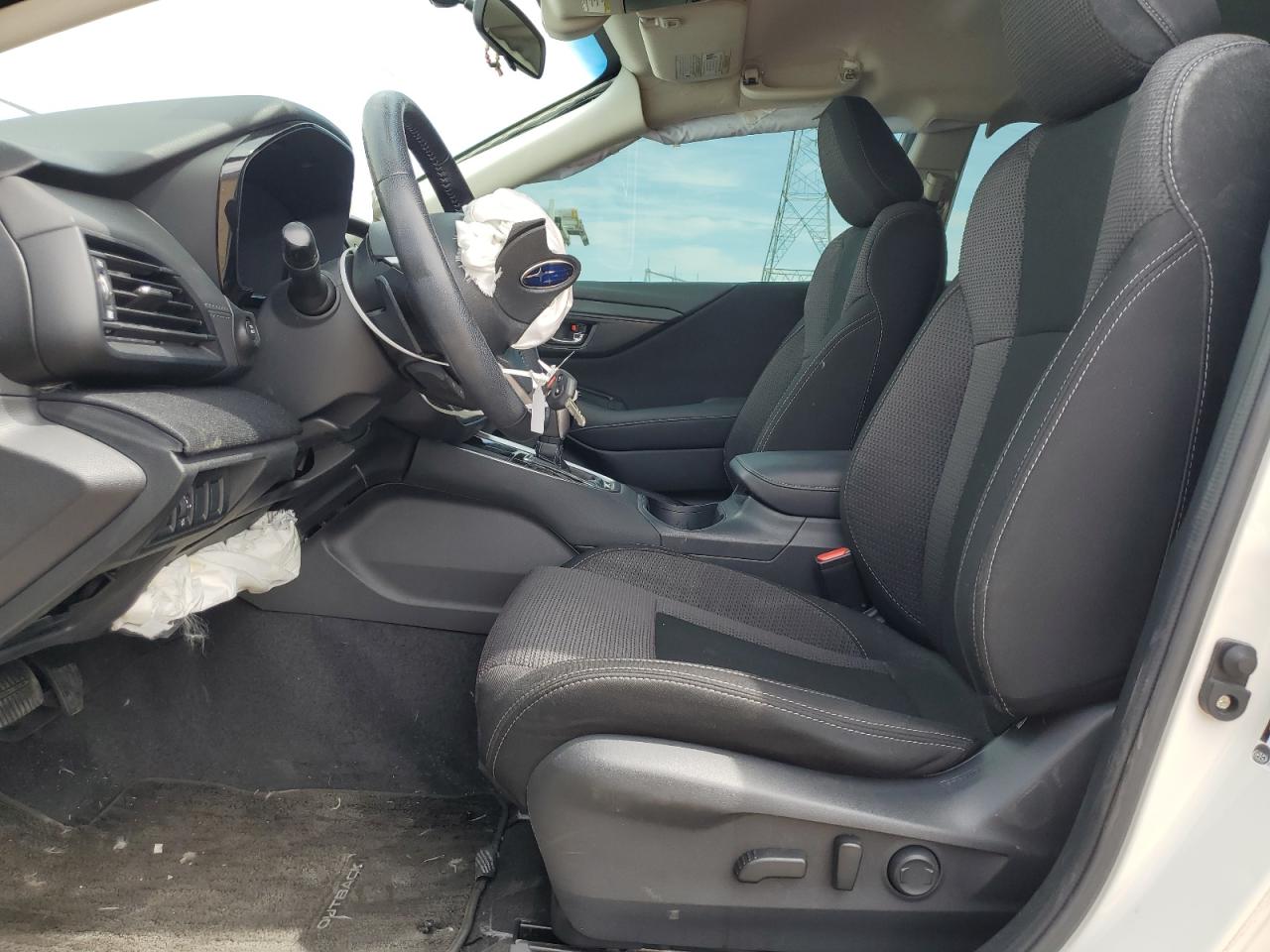 SUBARU OUTBACK PREMIUM