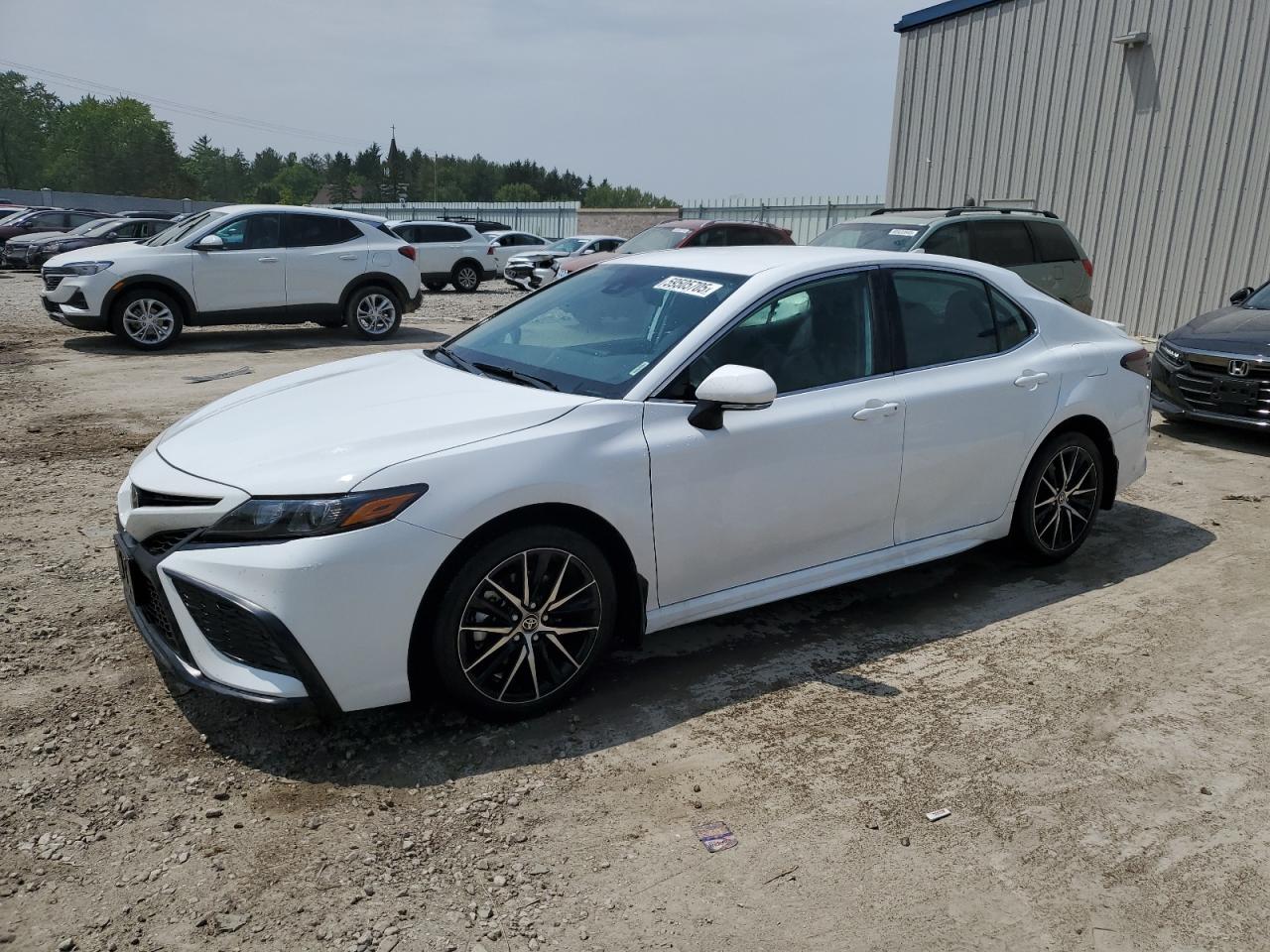 TOYOTA CAMRY SE NIGHT SHADE