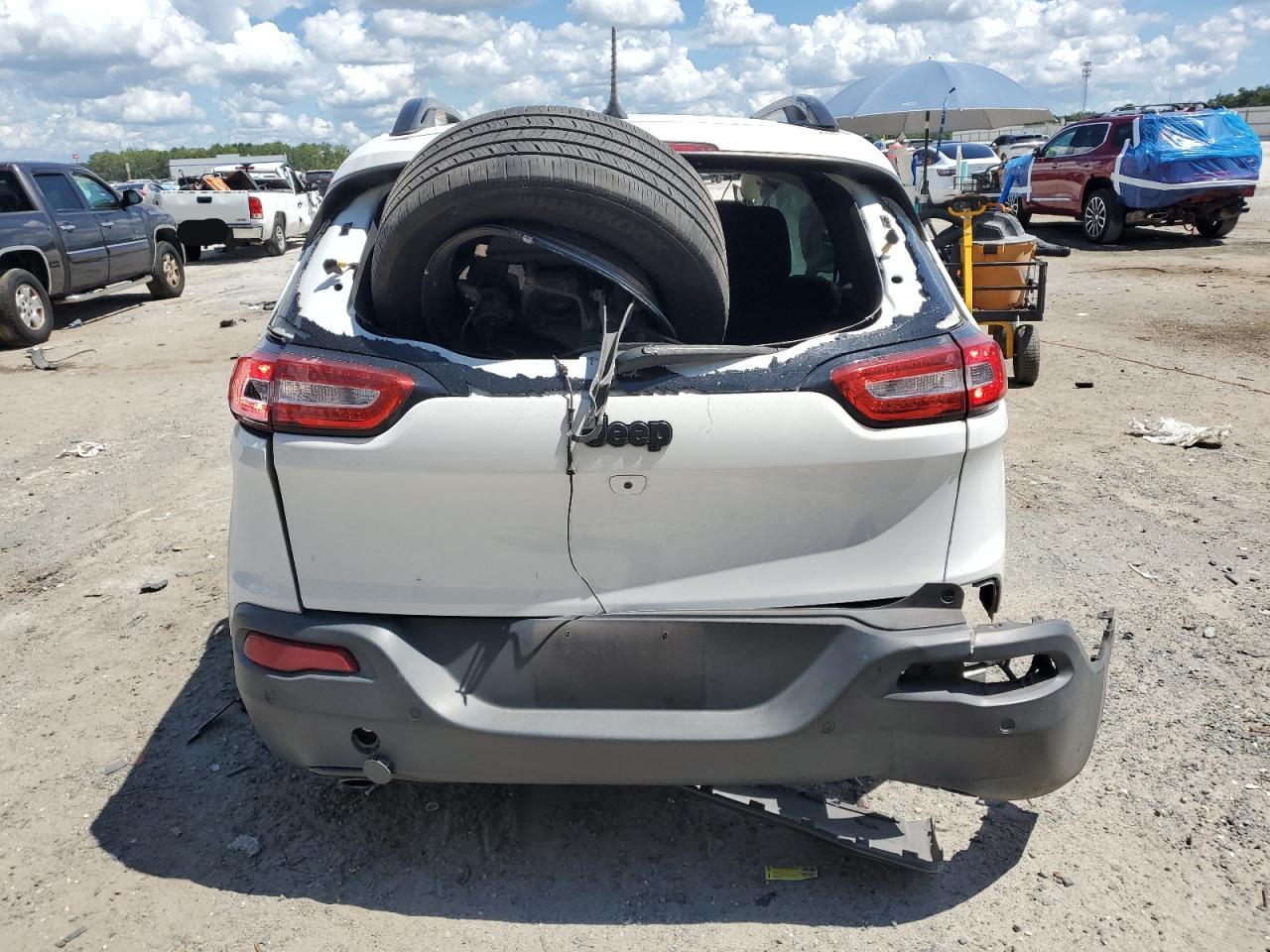 JEEP GRAND CHEROKEE LATITUDE