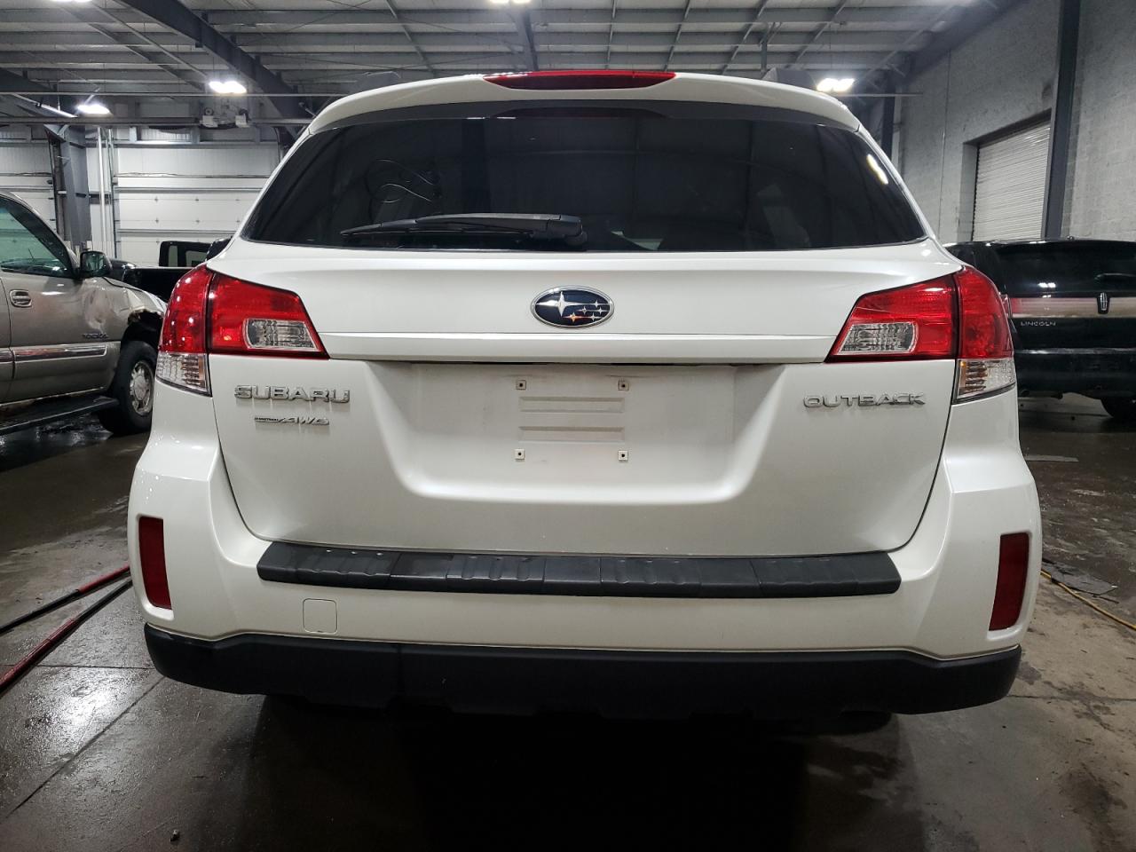 SUBARU OUTBACK 2.5I PREMIUM